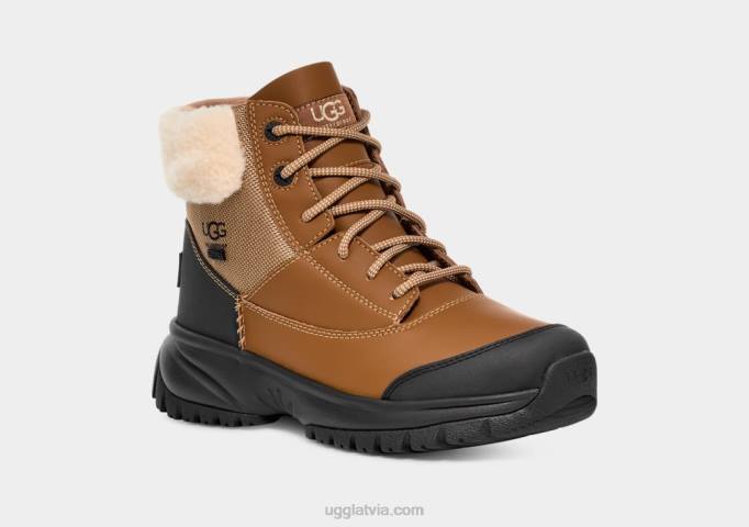 sievietes UGG yose fluff v2 Z48J562 kastanis