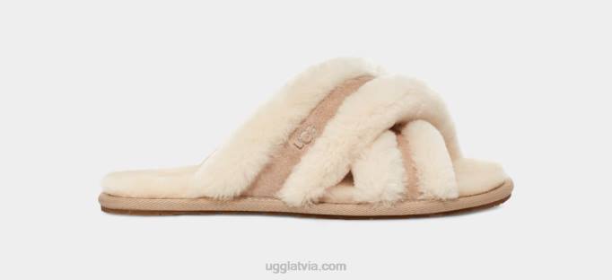 sievietes UGG scuffita Z48J543 smiltis