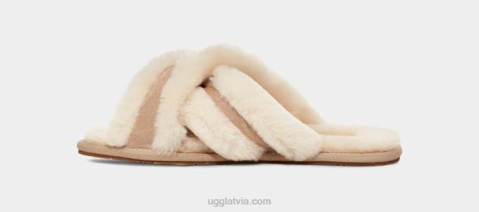 sievietes UGG scuffita Z48J543 smiltis