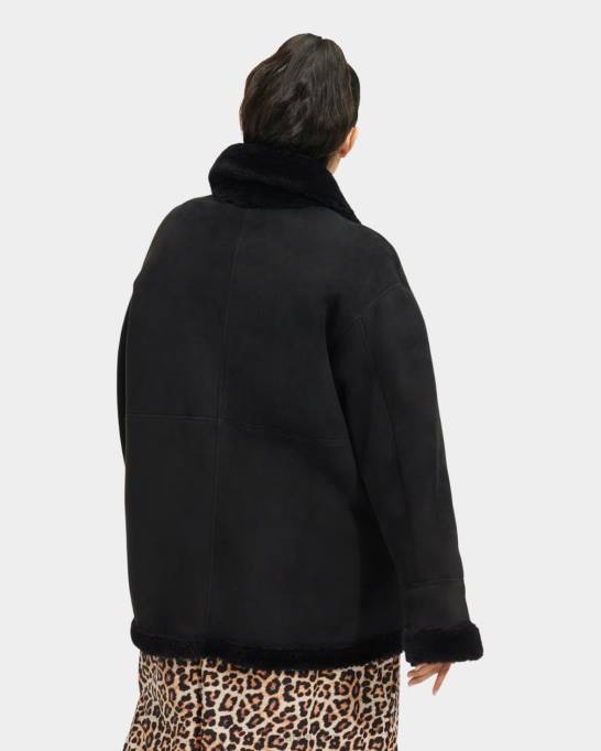 sievietes UGG Faydon reversable shearling jaka Z48J2267 melns